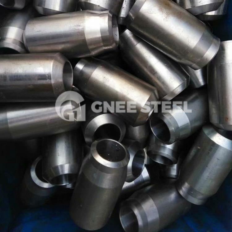 The difference between socket welded pipe fittings and butt welded pipe fittings